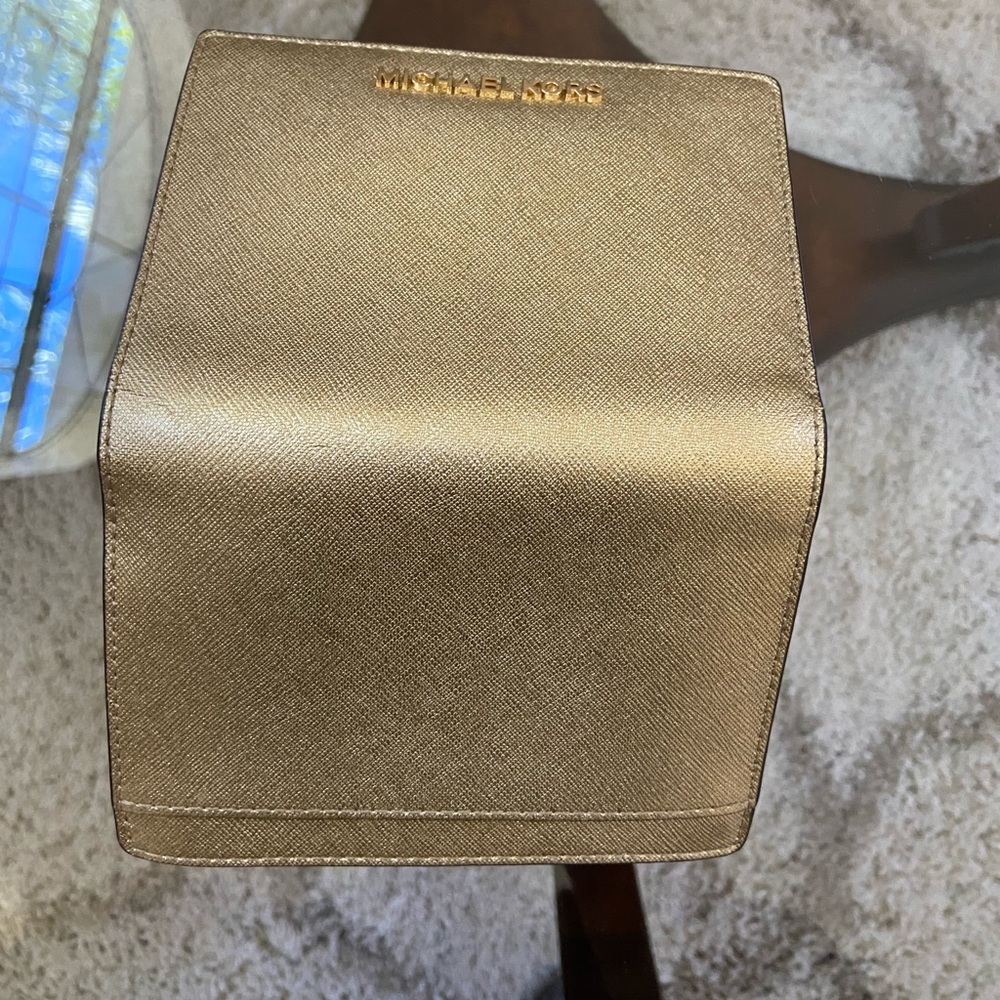 Michael Kors wallet - Picture 3 of 5